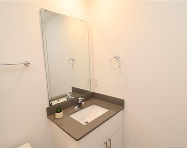 374 Freestall Drive - Photo Thumbnail 27