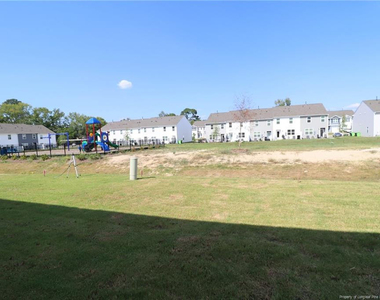 374 Freestall Drive - Photo Thumbnail 29
