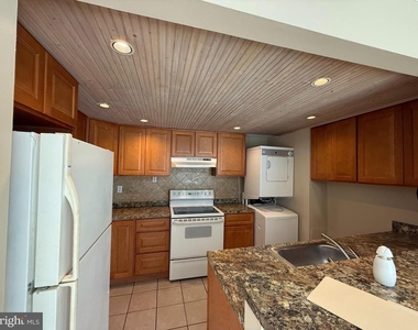 1151 Golden Pond Court - Photo Thumbnail 2