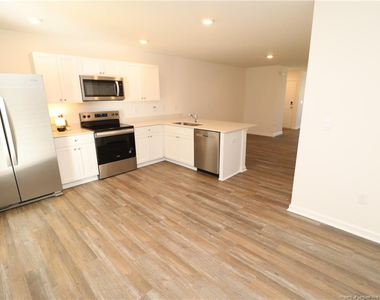 5816 Brambleberry Way - Photo Thumbnail 16
