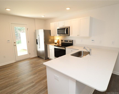 5816 Brambleberry Way - Photo Thumbnail 9