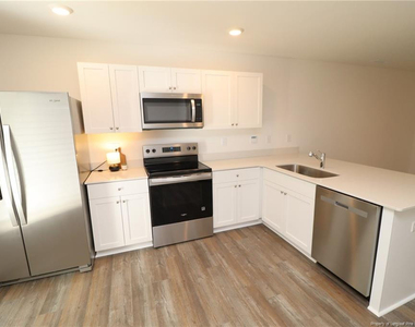 5816 Brambleberry Way - Photo Thumbnail 11