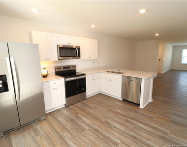 5816 Brambleberry Way - Photo Thumbnail 10