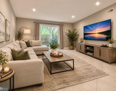 68 Lafayette Lane - Photo Thumbnail 3