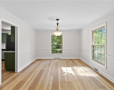 120 Dundee Road - Photo Thumbnail 7