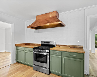 120 Dundee Road - Photo Thumbnail 12
