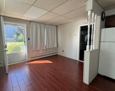 150 N Albertson Avenue - Photo Thumbnail 2