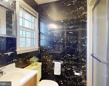 213 Wayne Drive - Photo Thumbnail 14