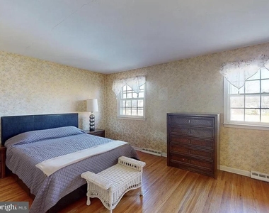 213 Wayne Drive - Photo Thumbnail 17