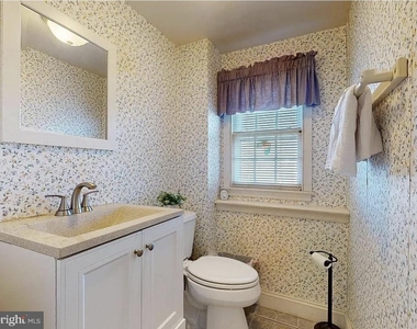 213 Wayne Drive - Photo Thumbnail 24