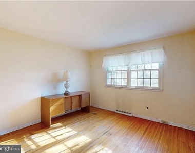 213 Wayne Drive - Photo Thumbnail 20
