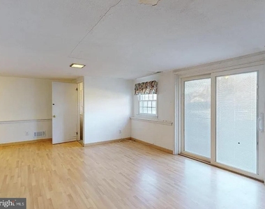 213 Wayne Drive - Photo Thumbnail 28