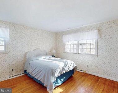 213 Wayne Drive - Photo Thumbnail 19