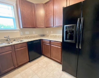 2022 Chancellor Place - Photo Thumbnail 5