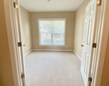2022 Chancellor Place - Photo Thumbnail 16