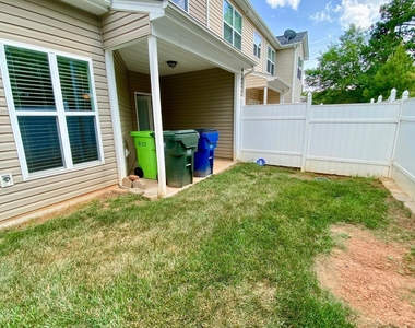 2022 Chancellor Place - Photo Thumbnail 21