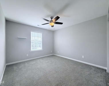 504 Eno Drive - Photo Thumbnail 15