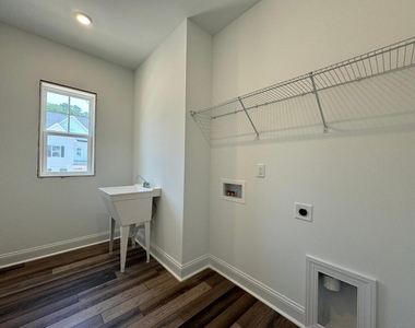 744 Longleaf Grove Lane - Photo Thumbnail 15