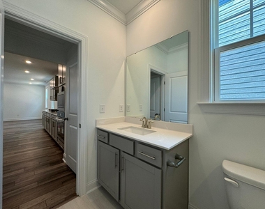 744 Longleaf Grove Lane - Photo Thumbnail 4