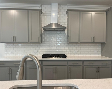 744 Longleaf Grove Lane - Photo Thumbnail 8