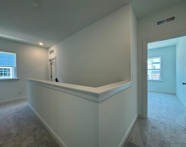 744 Longleaf Grove Lane - Photo Thumbnail 16