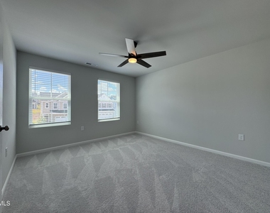 104 Yellow Iris Drive - Photo Thumbnail 16