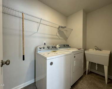 104 Yellow Iris Drive - Photo Thumbnail 14