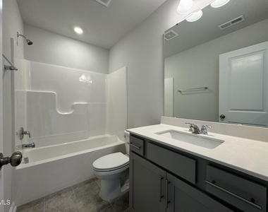 104 Yellow Iris Drive - Photo Thumbnail 17