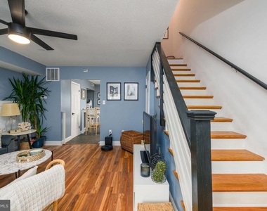 314 Jo Anns Way - Photo Thumbnail 1