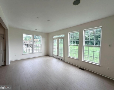 17664 Potter Bell Way - Photo Thumbnail 16