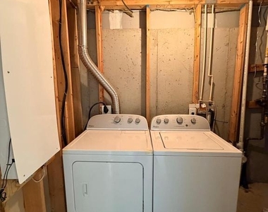 17664 Potter Bell Way - Photo Thumbnail 24