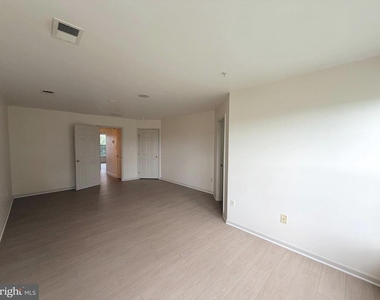 17664 Potter Bell Way - Photo Thumbnail 29