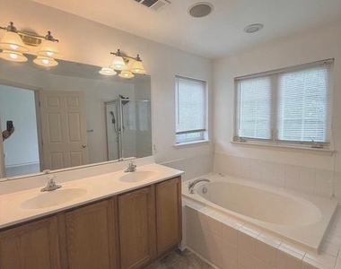17664 Potter Bell Way - Photo Thumbnail 30