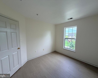 17664 Potter Bell Way - Photo Thumbnail 40