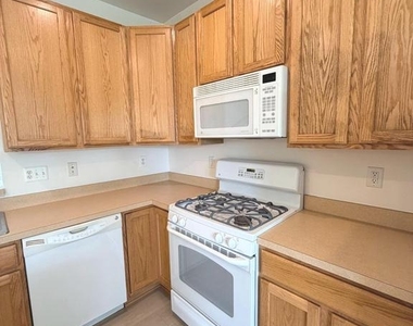 17664 Potter Bell Way - Photo Thumbnail 13