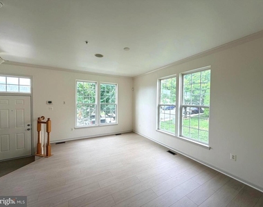 17664 Potter Bell Way - Photo Thumbnail 7