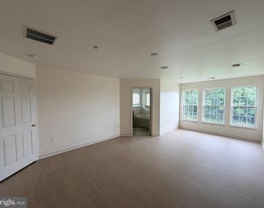 17664 Potter Bell Way - Photo Thumbnail 28