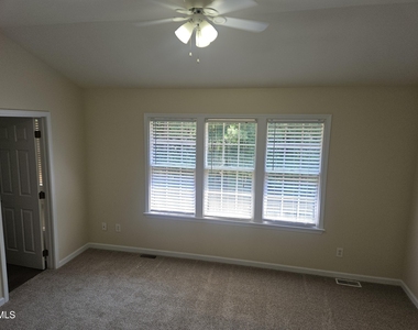 5601 Picnic Rock Lane - Photo Thumbnail 19