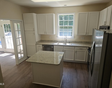 5601 Picnic Rock Lane - Photo Thumbnail 4