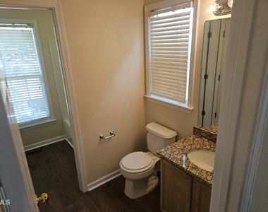 5601 Picnic Rock Lane - Photo Thumbnail 15