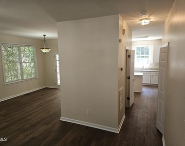 5601 Picnic Rock Lane - Photo Thumbnail 7