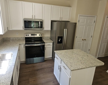 5601 Picnic Rock Lane - Photo Thumbnail 5