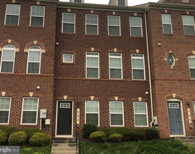 707 Addison Road S - Photo Thumbnail 1