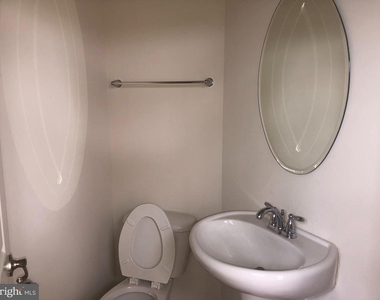 707 Addison Road S - Photo Thumbnail 9