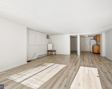 6120 41st Avenue - Photo Thumbnail 2