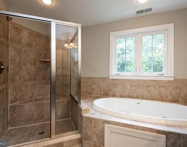 14628 Hawley Lane - Photo Thumbnail 17