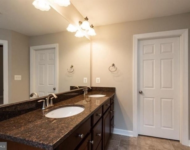 14628 Hawley Lane - Photo Thumbnail 16
