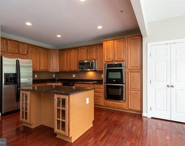 14628 Hawley Lane - Photo Thumbnail 9