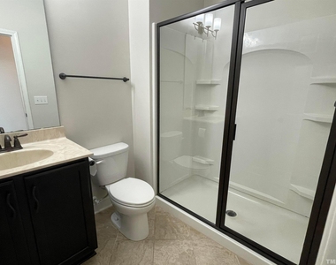 1454 Glenwater Drive - Photo Thumbnail 8