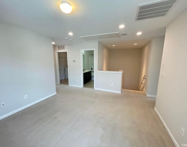 1454 Glenwater Drive - Photo Thumbnail 12